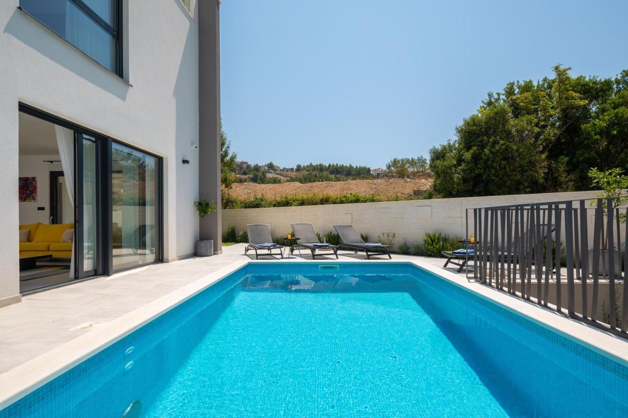 Villa 9 Podstrana