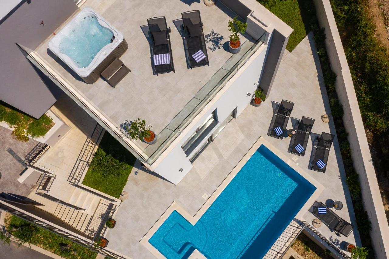 9 Villa Podstrana