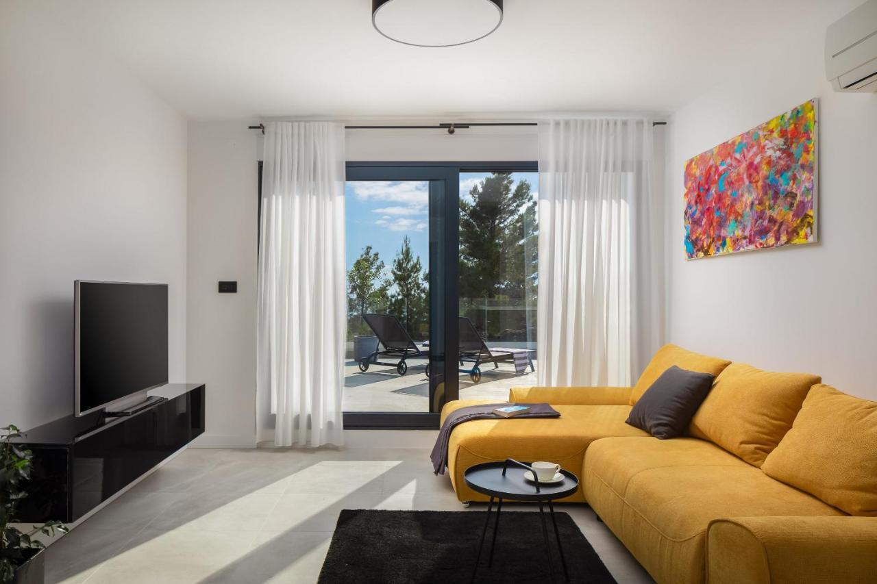 Villa 9 Podstrana